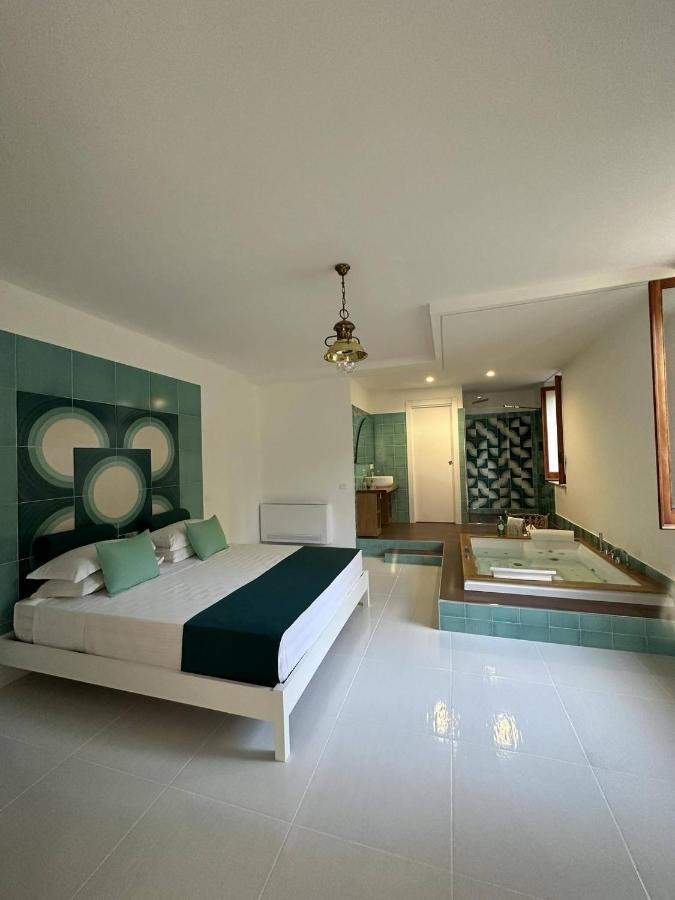 Il Melograno In Costa D'Amalfi - Romantic Experience Vietri Habitación foto